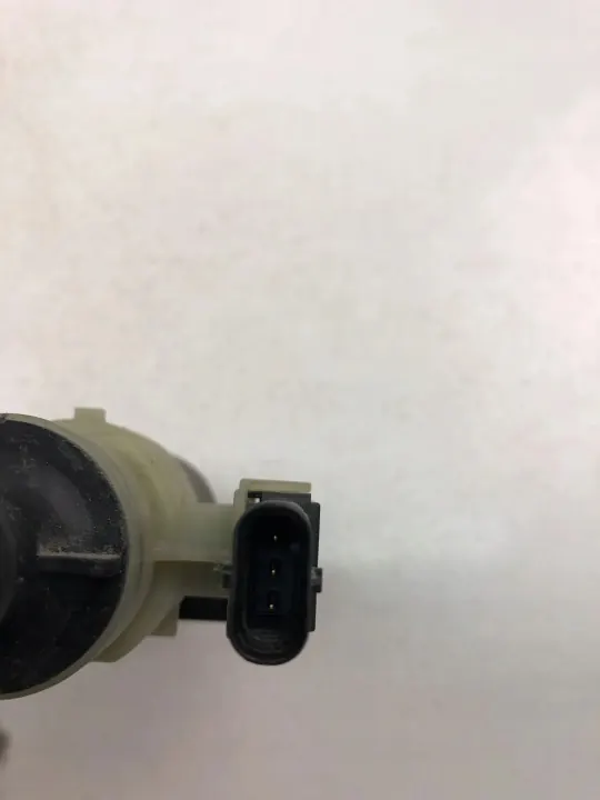 Scheibenwaschpumpe OEM 8889069195 für Volvo XC40 (536) image 3
