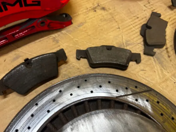 Brembo Bromskit OEM iscarparts för Mercedes G63 AMG image 4