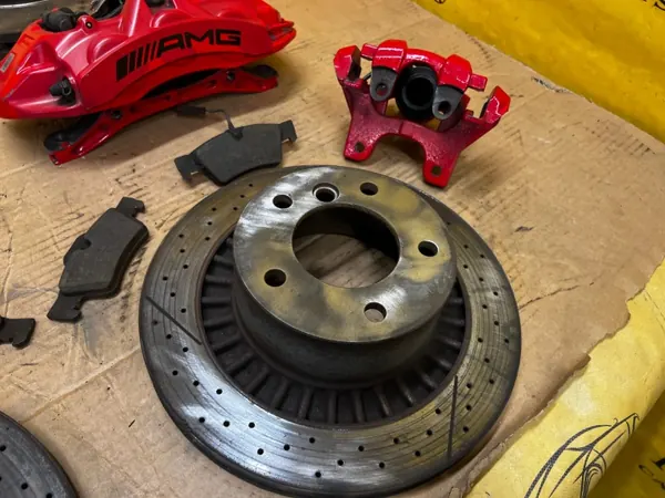 Brembo Bromskit OEM iscarparts för Mercedes G63 AMG image 5