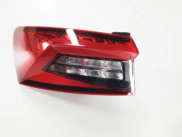 Skoda KODIAQ I 2021 Luz LED trasera izquierda 565945207A image 7