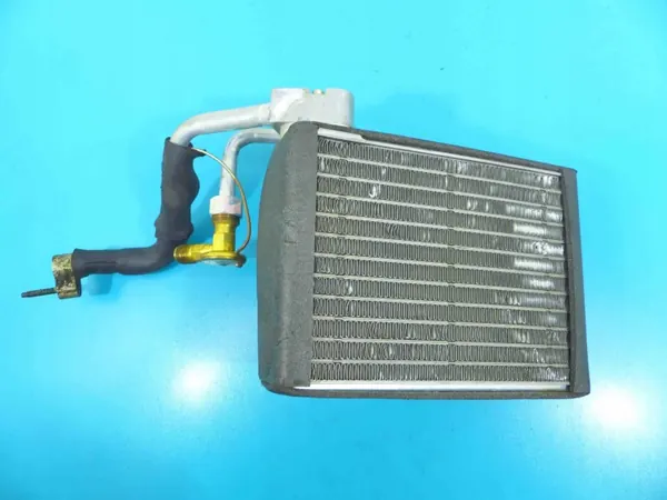 Cadillac SRX 03-09 Ilmastointikondensaattori OEM IMPRK1186191 image 4