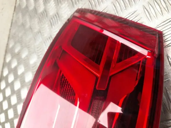 AUDI Q7 SQ7 Luz Trasera Derecha LED 4M0945094M image 4