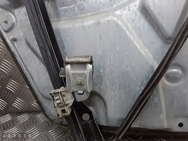 Raamregelaar VW Passat B5 1999 3B1837462 image 9