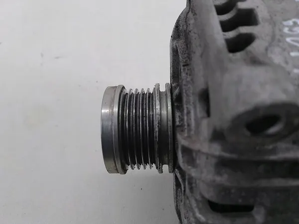 Vaihtovirtageneraattori Mercedes-Benz A-luokka W169 image 3