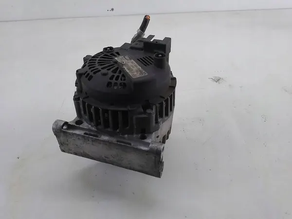 Vaihtovirtageneraattori Mercedes-Benz A-luokka W169 image 4