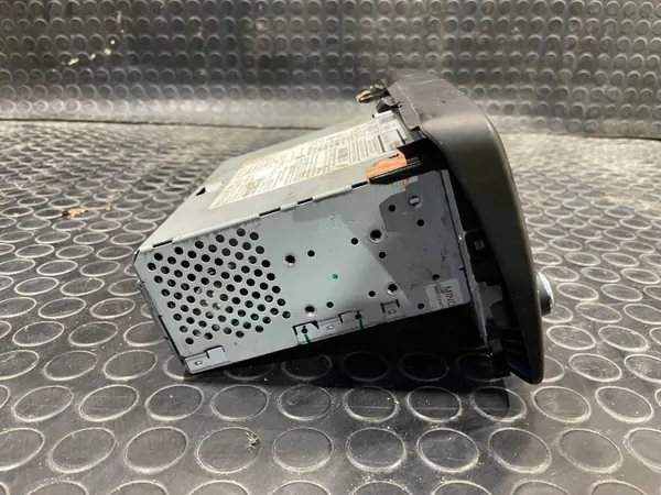 Suzuki Baleno II radiopaneel OEM 3910168PF1 image 5