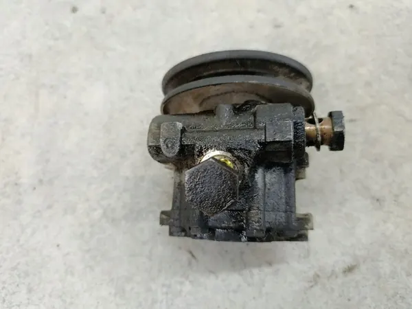 Pompe de direction assistée ZF pour VW Transporter T4 2.4 D image 5