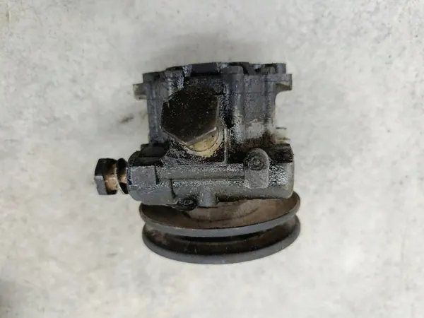 Pompe de direction assistée ZF pour VW Transporter T4 2.4 D image 6