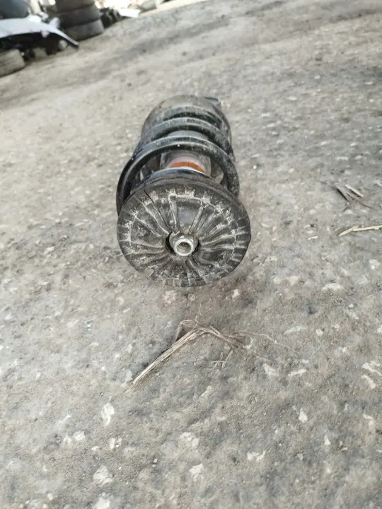 Suporte amortecedor OEM 8K0413 dianteiro direito Audi A5 image 3