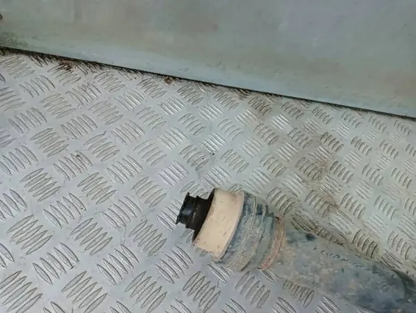 Drivaxel Audi Q5 2.0 TDI Quattro image 3