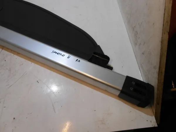 Kia Sportage IV bagageutrymmesrullgardin OEM S0000-D9000 image 8