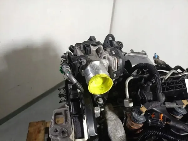 YH01 Motor mit Kraftstoffsystem 1.5 Blue HDI DV5R image 9
