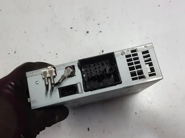 OEM 4F0035061B Radio Viritin Audi A6 C6 4F 08-11 image 3