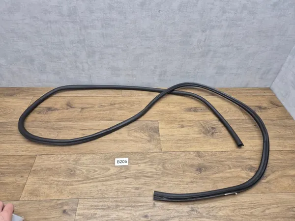 BMW 7211926 motorkapdichting voor 6-serie F06/F12/F13 image 2