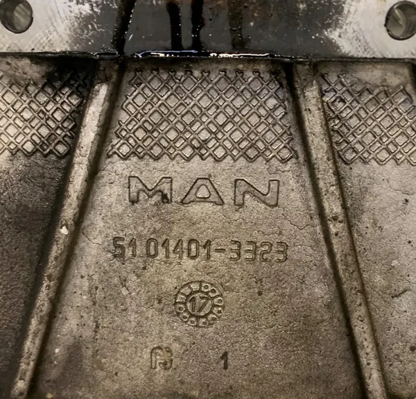 MAN Kupplungsabdeckung OEM 51.01401-3323 Gebraucht image 4