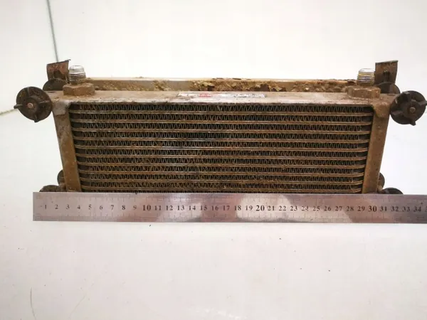 Vaihteistoöljynjäähdytin Ford OE ARA149807 Käytetty image 4