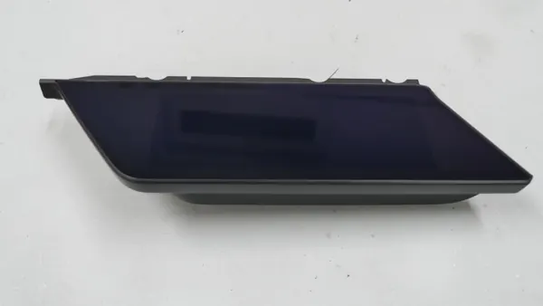 BMW F40 F44 OEM 8720752 8,8" centraal display scherm image 6