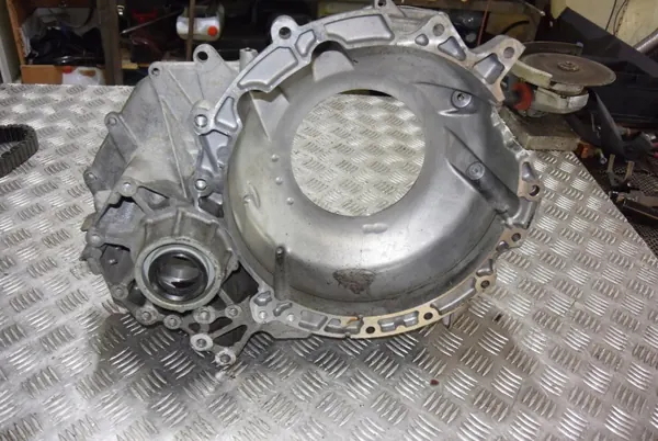 FORD RFBB5P-7976-BB Vorderes Getriebegehäuse 6F35 image 4