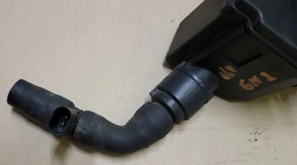 OEM 036103464G Luftningsventil för VW Golf 4 image 3