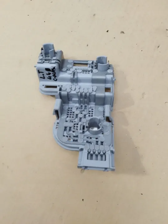 OEM Vasen Taka LED Valo Insertti Mercedes W204 2011-2014 image 2