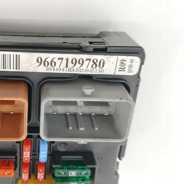 Caja Módulo BSM OEM 9667199780 para Peugeot Citroen image 4