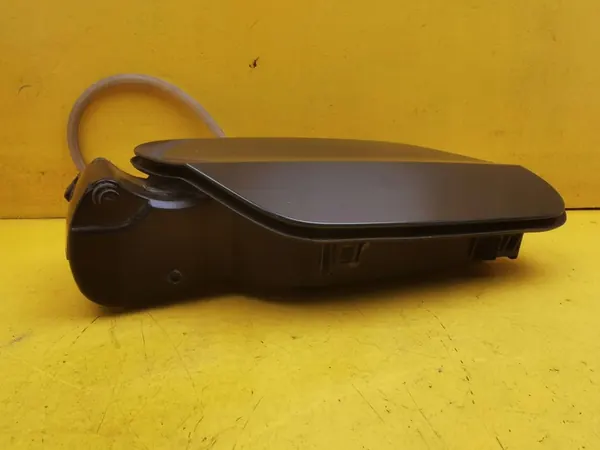 AUDI OE Bränsletanklock 5H0809857D image 4