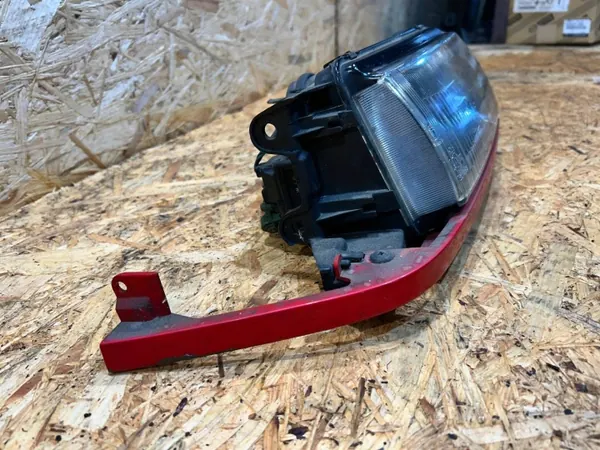 Oikea Etuvalo Mazda 323 IV 4 BG 89-94 OEM 110-61303 image 4