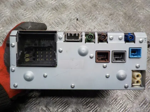 Radio Navigation Volvo V60 I OEM 31466821 - Occasion image 5
