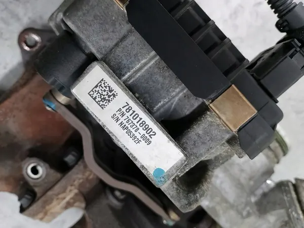 Turbo con Colector BMW E91 2.0 D 318d OEM 781018902 image 4