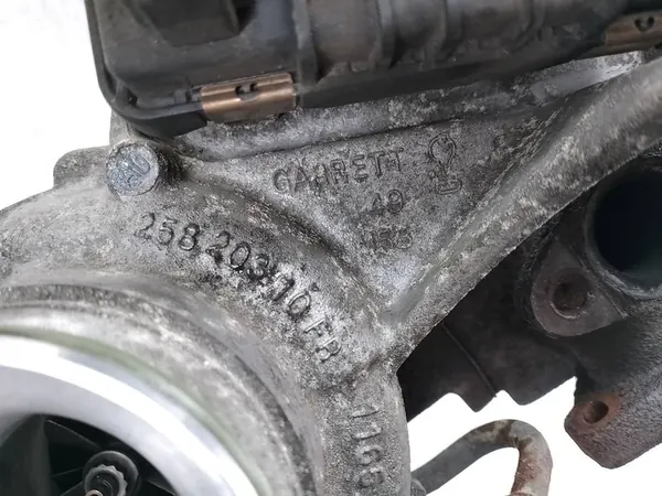 Turbo con Colector BMW E91 2.0 D 318d OEM 781018902 image 5