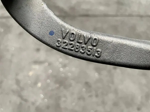 Volvo XC40 2017- Oikea Etutiekseli OEM 32283513 image 4