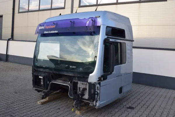 Squelette de Cabine MAN TGX/TGA Sans Portes - Occasion image 2