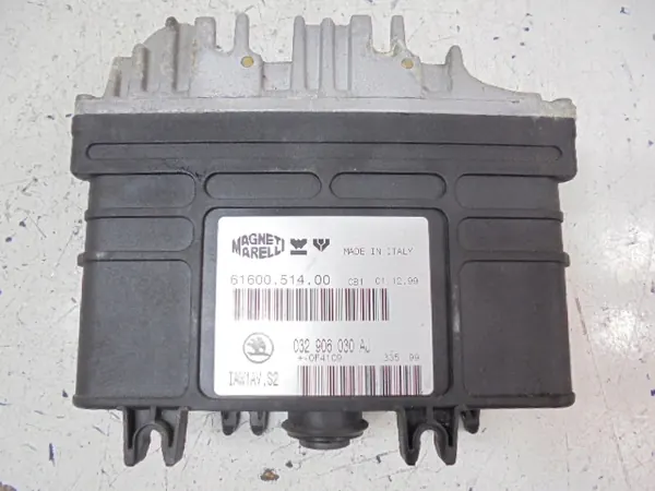 Módulo ECU Skoda Felicia I 1997 - Peça OE usada image 2