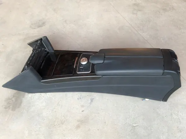 OEM Podłokietnik Mittelkonsole W212 2009-2016 image 4