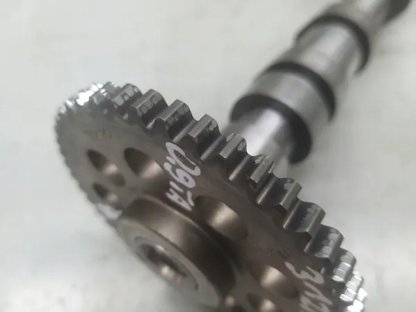 Árbol de levas OEM 55247603 para motor 0.9 TwinAir image 3