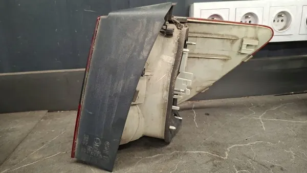 Lámpara trasera izquierda Mercedes B-Class W-245 A1698202564 image 6