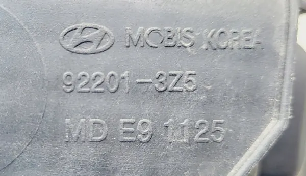 Phares Halogène Gauche Hyundai I40 OEM 92201-3Z5 image 4