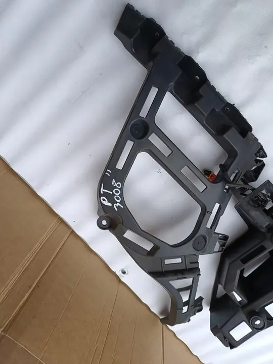 PEUGEOT 3008 II Bakre stötfångar glid höger 9810591480 image 3