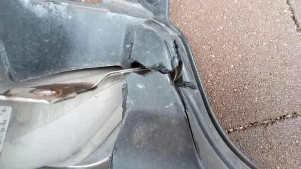 BMW X5 G05 Punta de escape derecha OEM 7493626 con montaje image 4
