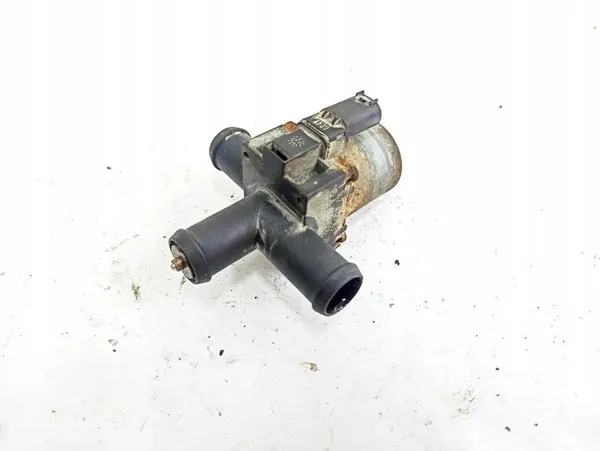 Pompe de circulation pour MERCEDES-BENZ C (W205) - A0005062864 image 2