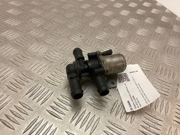Volvo XC90 2018 Soupape de Refroidissement OEM 31338385 image 2
