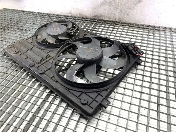 Radiatorventilator OEM 1K0121205AD voor VW Golf VI 2.0 image 4