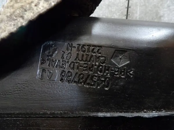 Tanque combustível Jeep Grand Cherokee WK2 OEM P52030422AA image 10