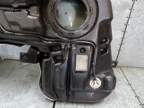 Tanque combustível Jeep Grand Cherokee WK2 OEM P52030422AA image 5
