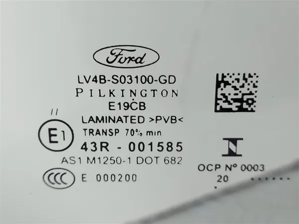 Etulasi Ford Kuga MK3 OEM LV4B-S03100-GD image 3