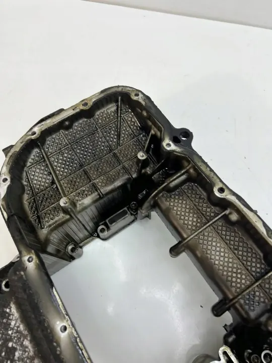 Cárter de aceite Audi A6 C7 3.0 TDI OEM 059103601CE image 3