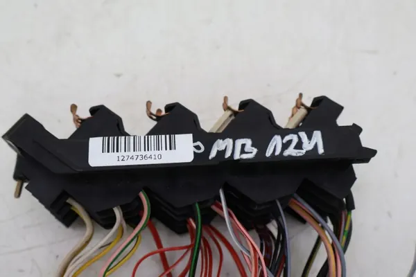 Sulakekotelo Mercedes W124 OEM 1245407332 - Käytetty image 6