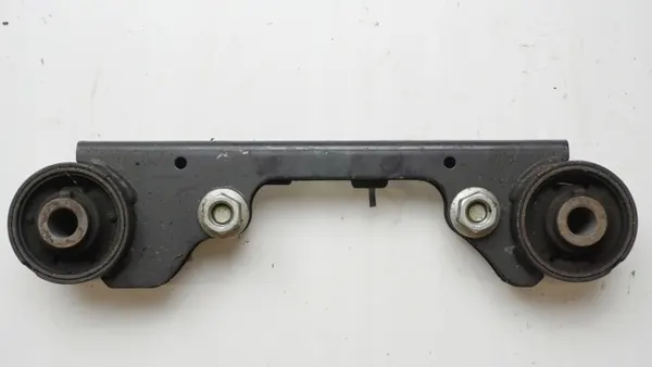 Support différentiel arrière OEM 55419-JN90A Nissan image 5
