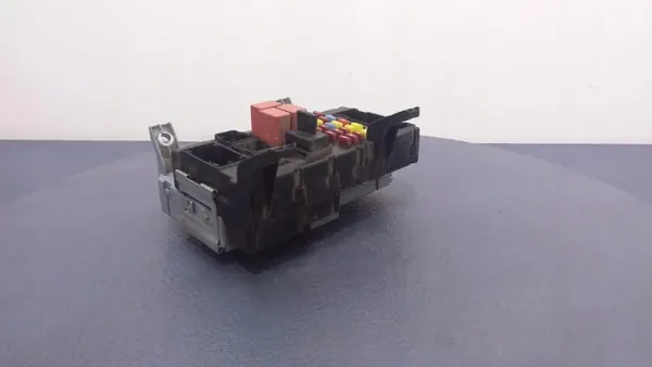 Módulo BSI Fiat Linea I 1.4 OEM 51778008 Usado image 3