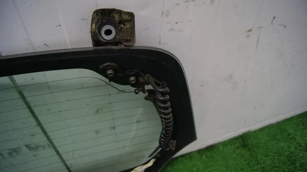 Cristal de maletero Toyota Aygo OEM 43R00050 - Usado image 6